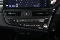 USED 2023 73 LEXUS ES 2.5 300h E-CVT Euro 6 (s/s) 4dr Sunroof, Reverse Camera,