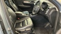 USED 2019 19 VOLVO XC40 2.0 T4 Momentum SUV 5dr Petrol Auto Euro 6 (s/s) (190 ps) *FSH, ULEZ COMPLIANT*