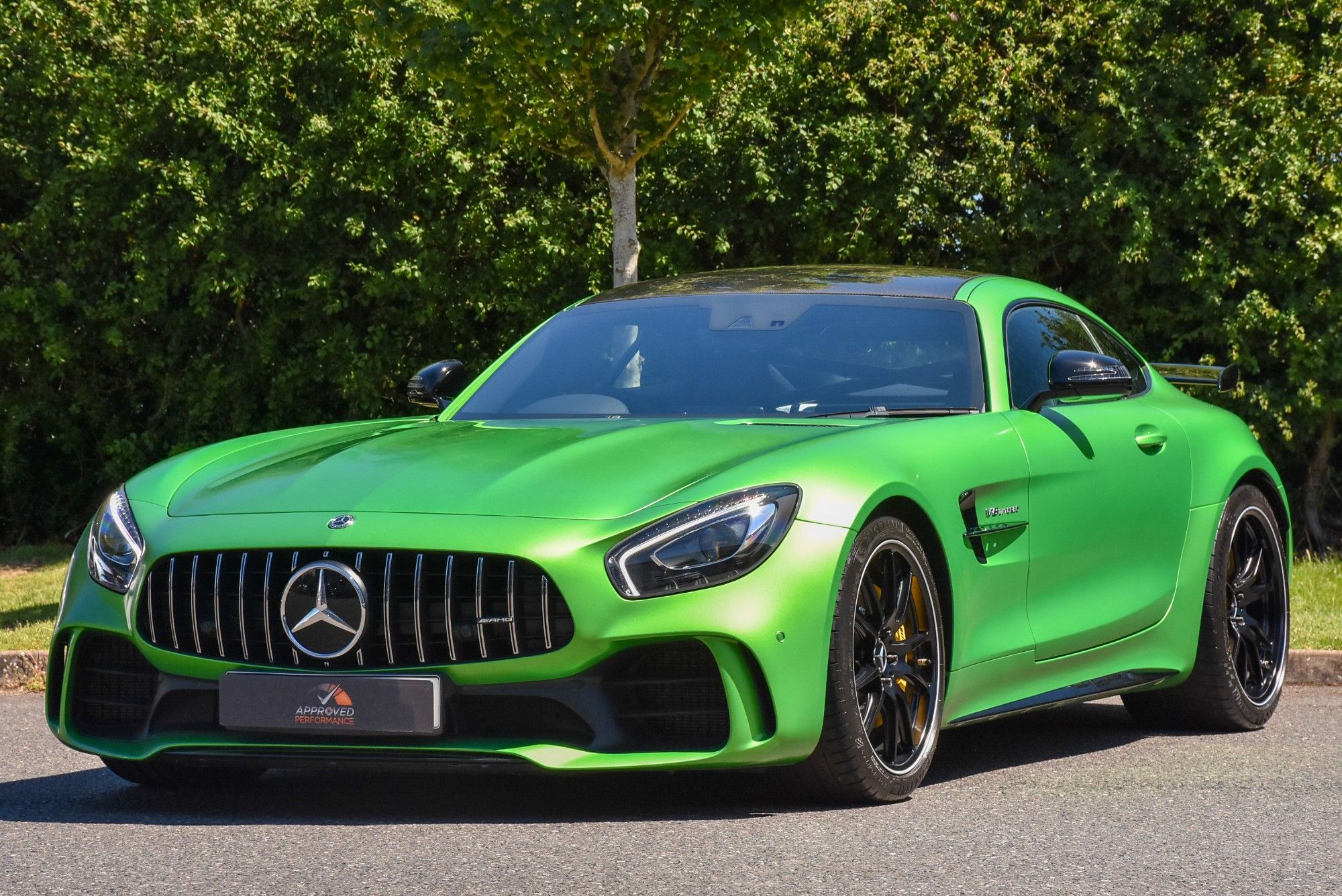 USED 2017 67 MERCEDES-BENZ AMG GT 4.0 V8 BiTurbo R Coupe 2dr Petrol SpdS DCT Euro 6 (s/s) (585 ps) 