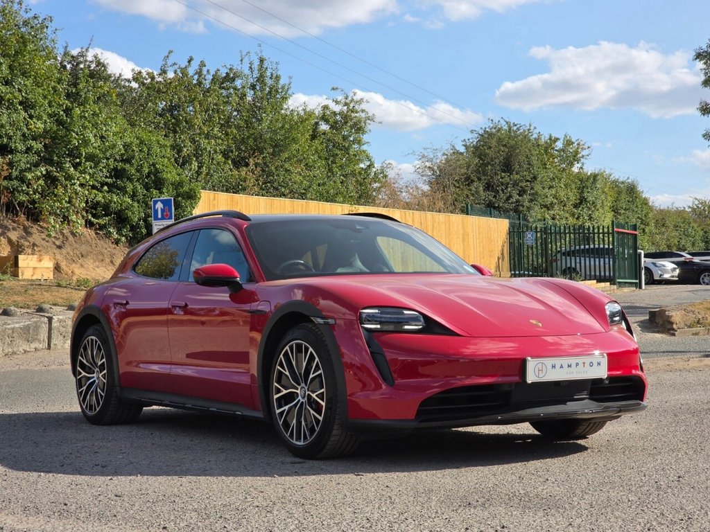 2022 PORSCHE TAYCAN