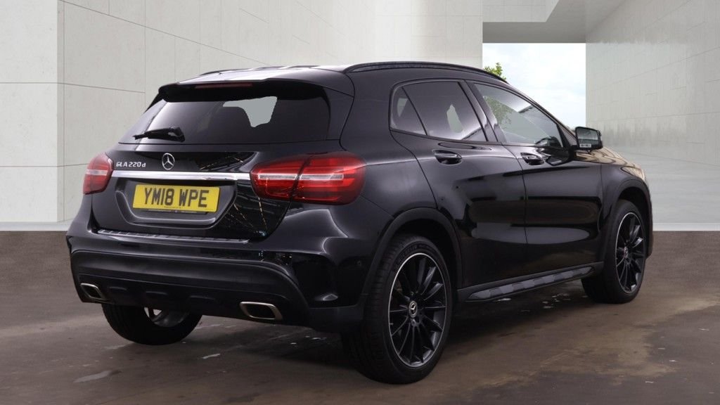 USED 2018 18 MERCEDES-BENZ GLA 2.1 GLA220d AMG Line (Premium Plus) SUV 5dr Diesel 7G-DCT 4MATIC Euro 6 (s/s) (170 ps) 2 KEYS LONG MOT