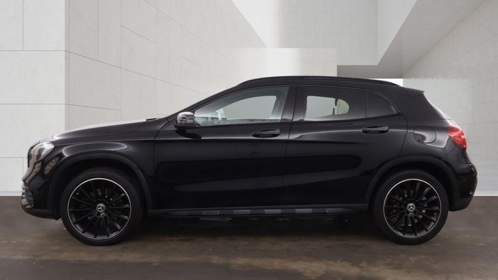 USED 2018 18 MERCEDES-BENZ GLA 2.1 GLA220d AMG Line (Premium Plus) SUV 5dr Diesel 7G-DCT 4MATIC Euro 6 (s/s) (170 ps) 2 KEYS LONG MOT