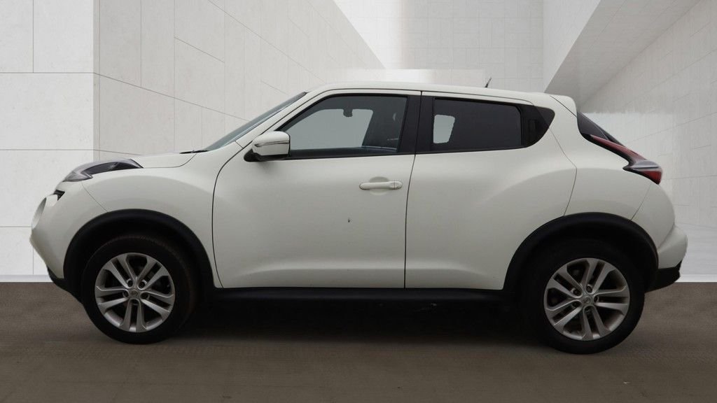 USED 2015 65 NISSAN JUKE 1.6 Acenta Premium SUV 5dr Petrol XTRON Euro 6 (117 ps) SERVICE HISTORY + LONG MOT