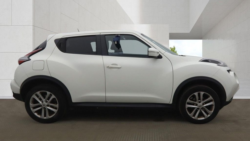 USED 2015 65 NISSAN JUKE 1.6 Acenta Premium SUV 5dr Petrol XTRON Euro 6 (117 ps) SERVICE HISTORY + LONG MOT