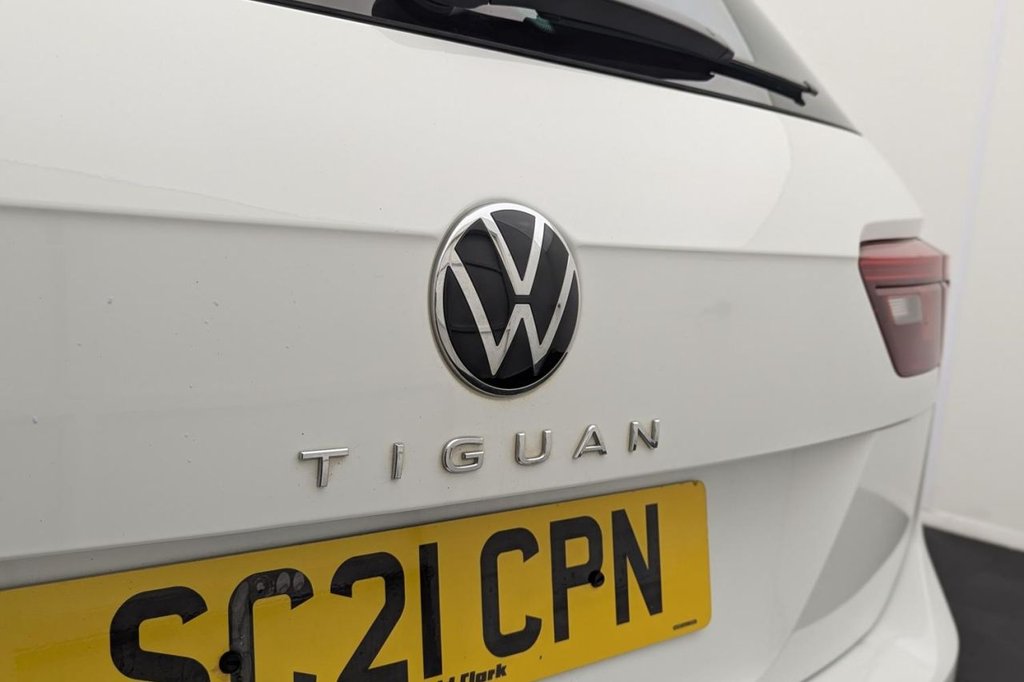 USED 2021 21 VOLKSWAGEN TIGUAN 1.5 TSI R-Line SUV 5dr Petrol DSG Euro 6 (s/s) (150 ps) Car Play, Sat Nav, Sensors