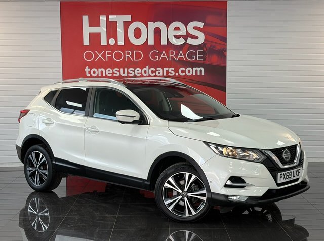 View our NISSAN QASHQAI