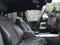 USED 2022 72 MERCEDES-BENZ GLB 2.0 GLB200d AMG Line (Premium 2) SUV 5dr Diesel 8G-DCT Euro 6 (s/s) (150 ps) 