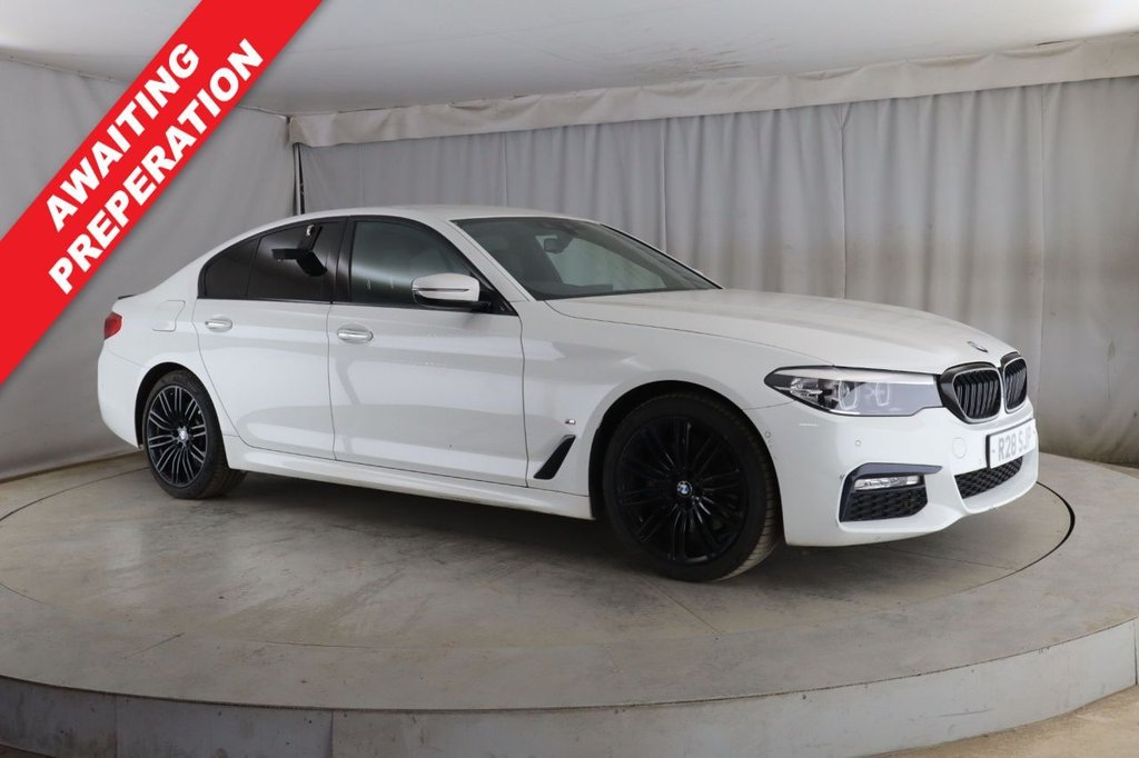 USED 2018 R BMW 5 SERIES 2.0 530e 9.2kWh M Sport Saloon 4dr Petrol Plug-in Hybrid Auto Euro 6 (s/s) (252 ps) 2 KEYS LONG MOT