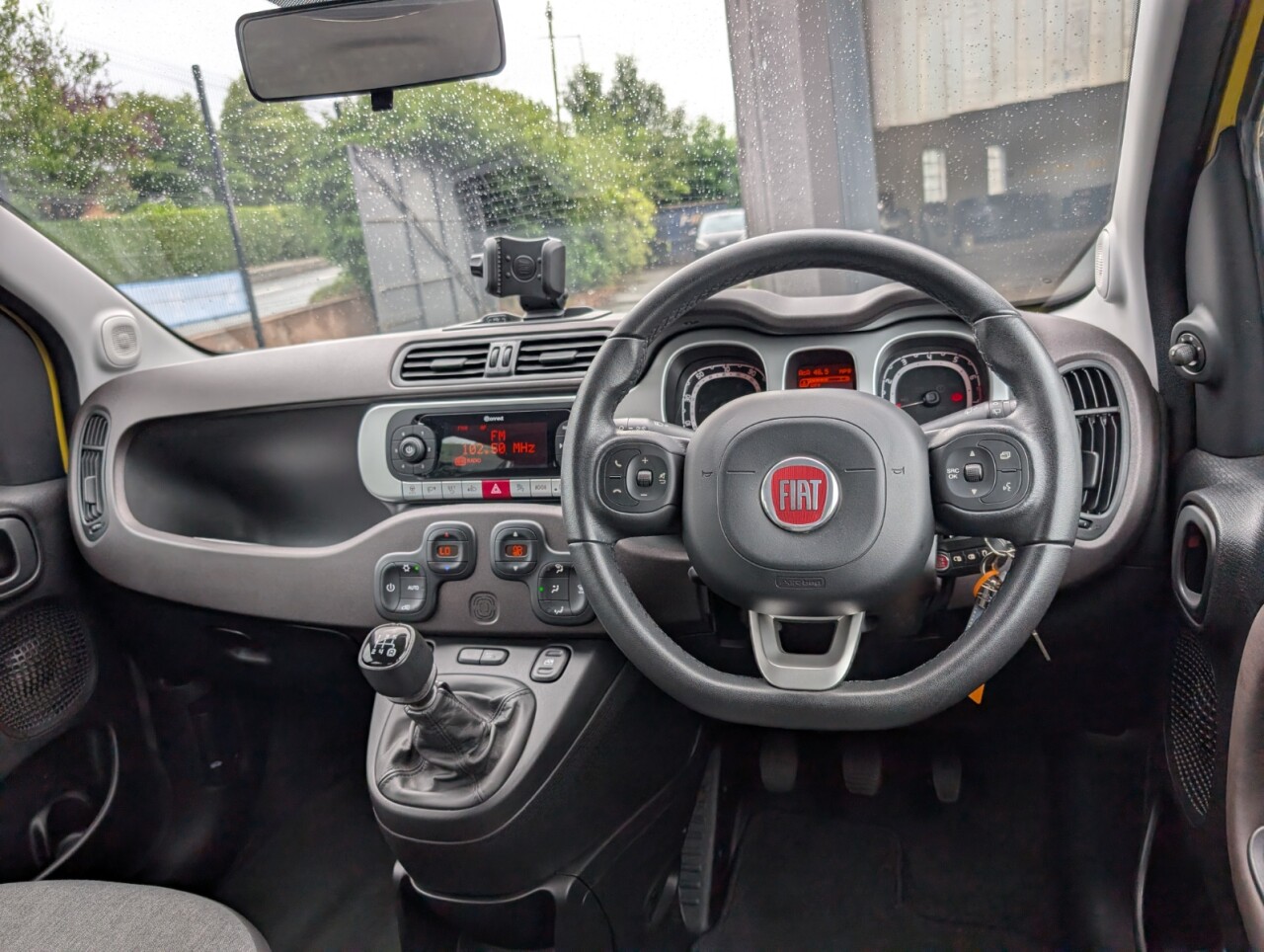 2020 FIAT PANDA 1.2 City Cross Hatchback 5dr Petrol Manual Euro 6 (s/s) (69 bhp) - vehicle photo 16 for sale on PureCar