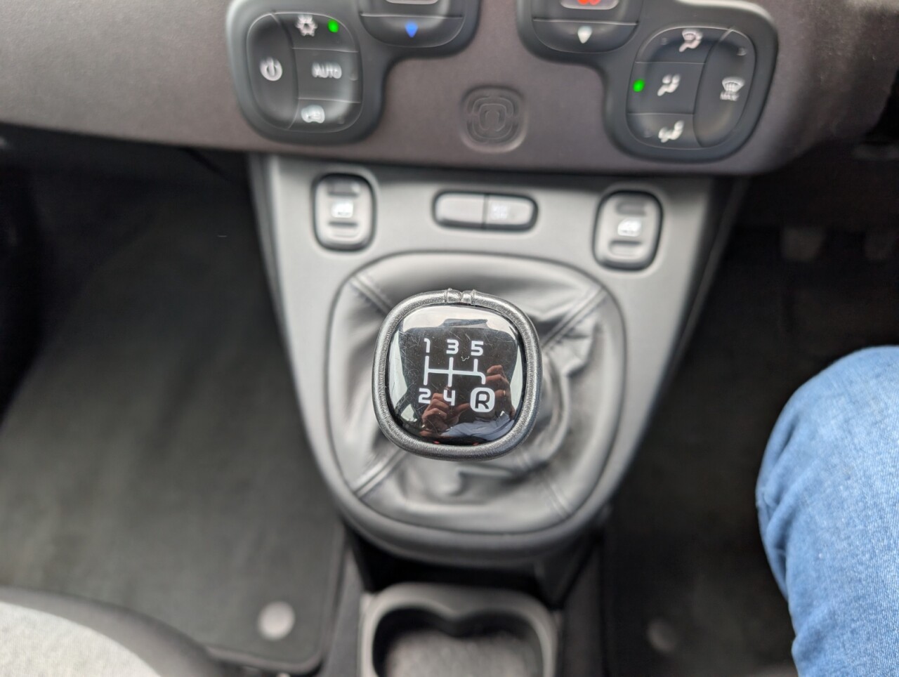 2020 FIAT PANDA 1.2 City Cross Hatchback 5dr Petrol Manual Euro 6 (s/s) (69 bhp) - vehicle photo 22 for sale on PureCar