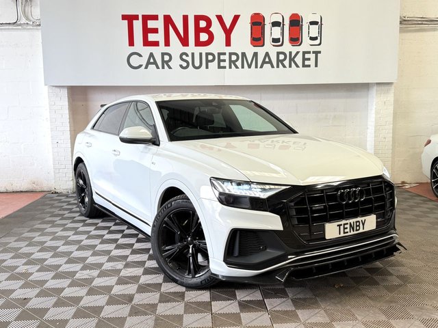 View our AUDI Q8