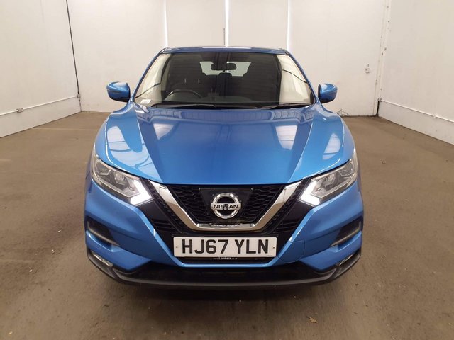 View our NISSAN QASHQAI