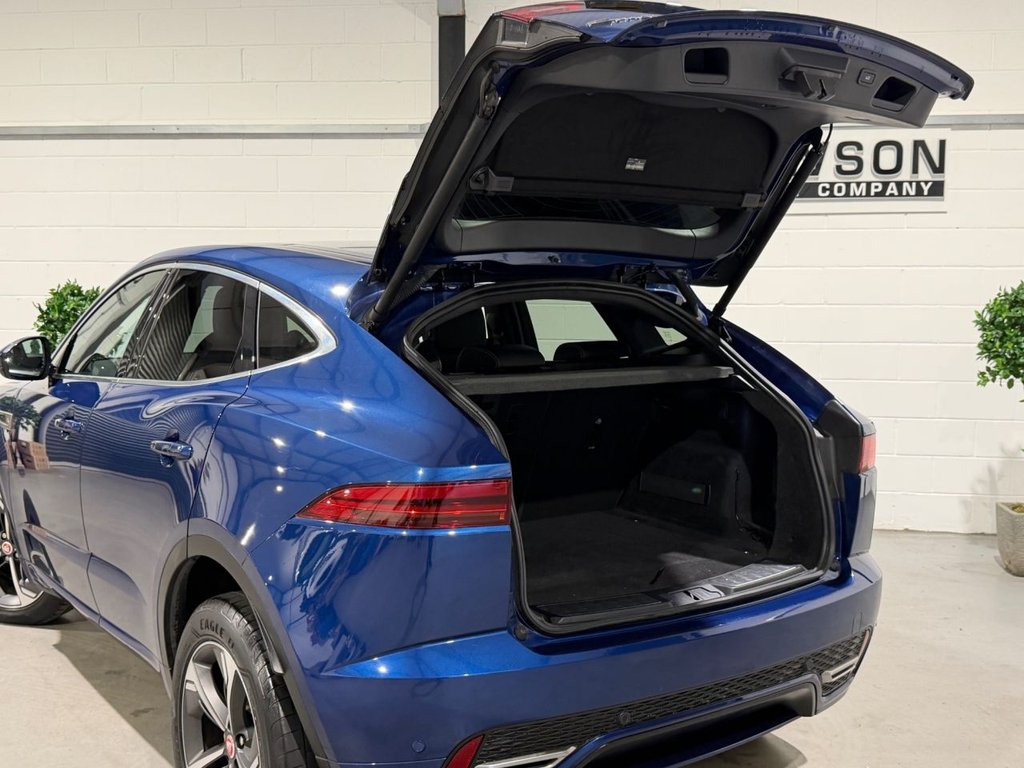USED 2022 71 JAGUAR E-PACE 2.0 D204 MHEV R-Dynamic SE SUV 5dr Diesel Auto AWD Euro 6 (s/s) (204 ps) 