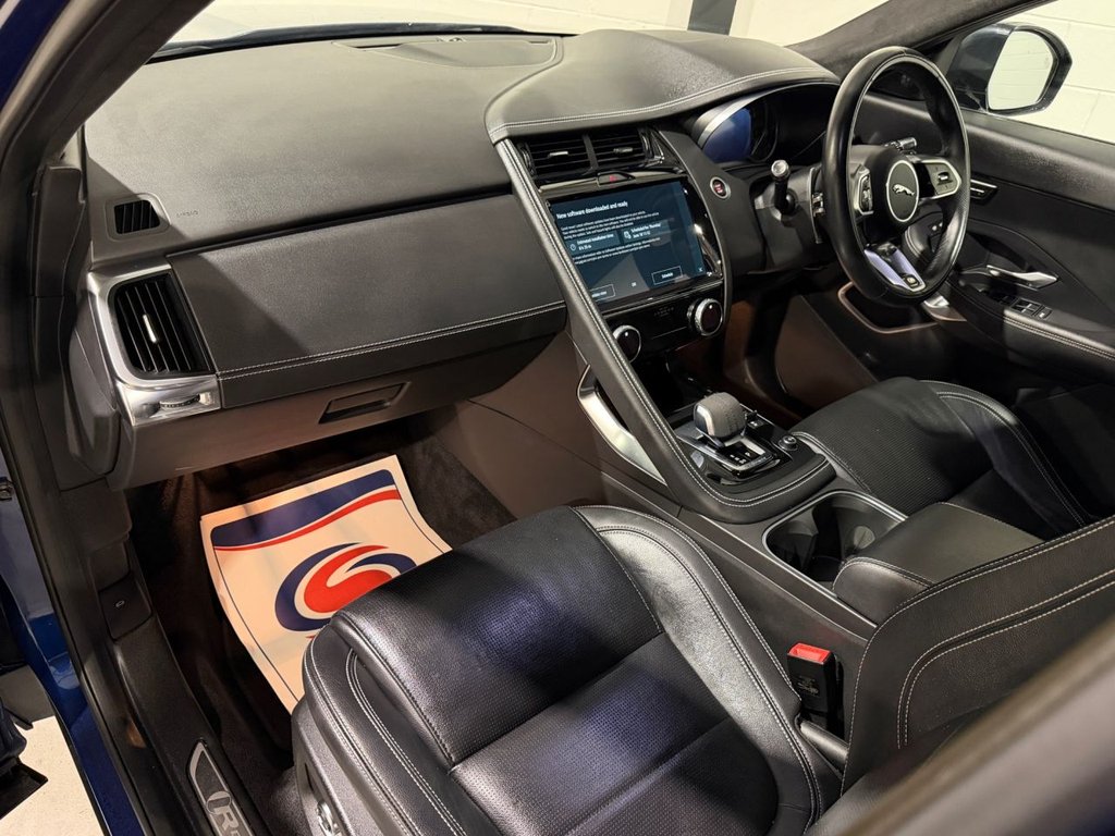 USED 2022 71 JAGUAR E-PACE 2.0 D204 MHEV R-Dynamic SE SUV 5dr Diesel Auto AWD Euro 6 (s/s) (204 ps) 