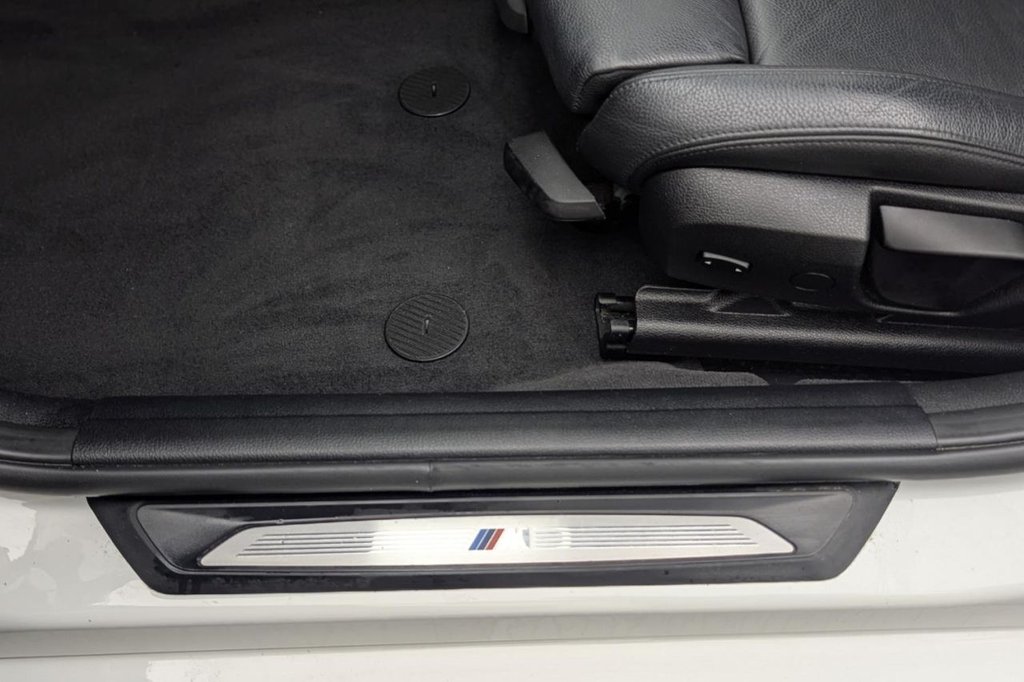 USED 2018 18 BMW 3 SERIES 2.0 320i M Sport Touring 5dr Petrol Auto Euro 6 (s/s) (184 ps) Sat Nav, Full Leather, Sensors