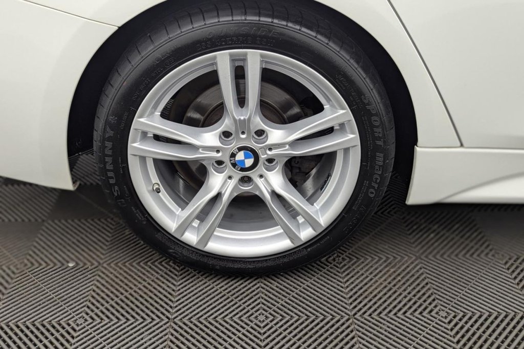 USED 2018 18 BMW 3 SERIES 2.0 320i M Sport Touring 5dr Petrol Auto Euro 6 (s/s) (184 ps) Sat Nav, Full Leather, Sensors