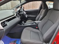 USED 2022 22 TOYOTA C-HR 1.8 VVT-h GPF Icon SUV 5dr Petrol Hybrid CVT Euro 6 (s/s) (122 ps) 