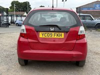 USED 2009 09 HONDA JAZZ 1.4 i-VTEC ES Hatchback 5 Door Petrol Manual Red 1 Former Keeper 