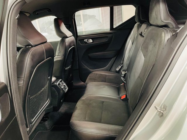View our VOLVO XC40