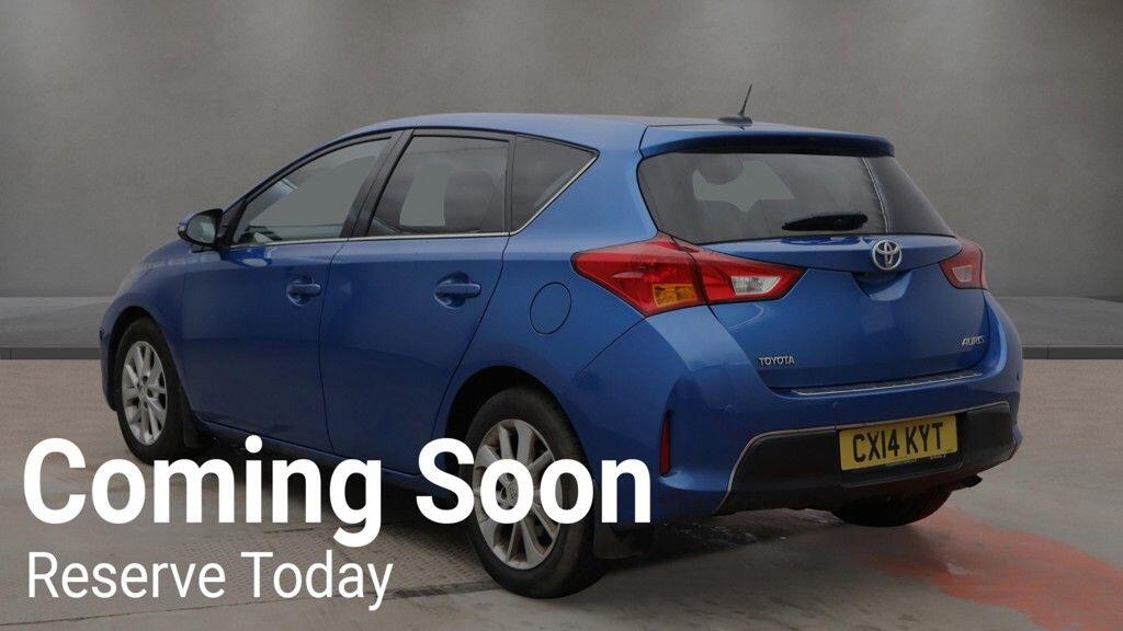 2014 14 TOYOTA AURIS