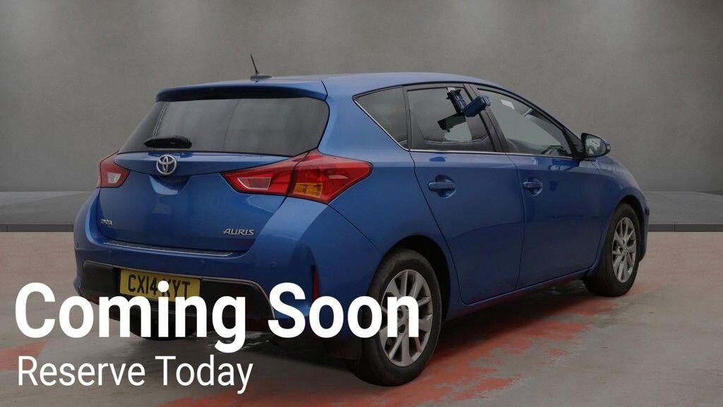 2014 14 TOYOTA AURIS