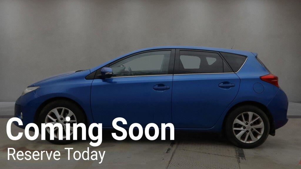 2014 14 TOYOTA AURIS