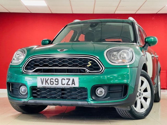 View our MINI COUNTRYMAN