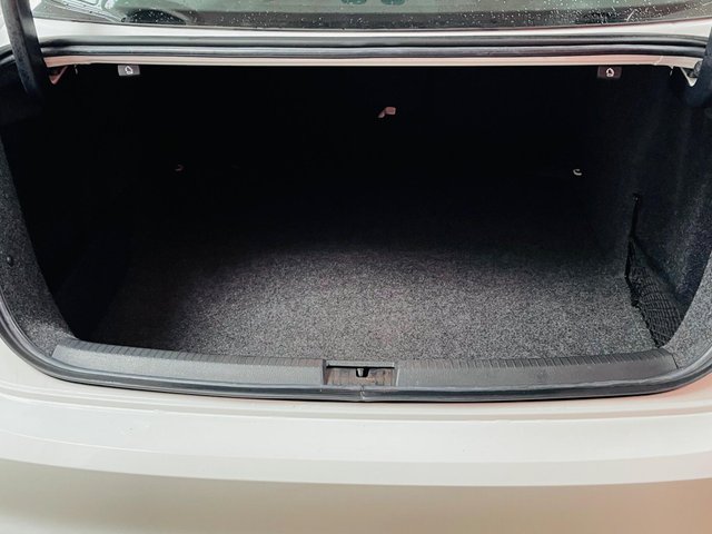 View our VOLKSWAGEN JETTA