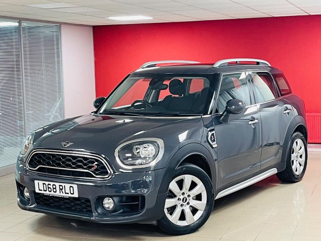 View our MINI COUNTRYMAN