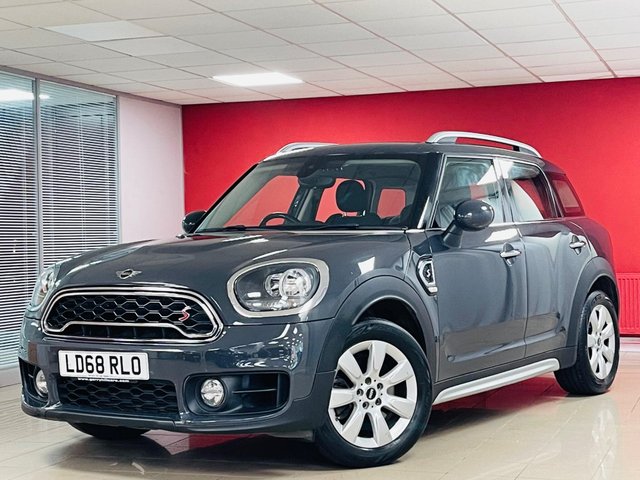 View our MINI COUNTRYMAN