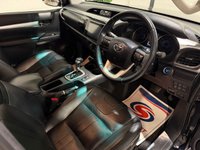USED 2016 66 TOYOTA HILUX 2.4 D-4D Invincible X Pickup Double Cab 4dr Diesel Auto 4WD Euro 6 (TSS) (150 ps) 