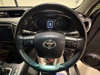 USED 2016 66 TOYOTA HILUX 2.4 D-4D Invincible X Pickup Double Cab 4dr Diesel Auto 4WD Euro 6 (TSS) (150 ps) 