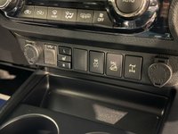 USED 2016 66 TOYOTA HILUX 2.4 D-4D Invincible X Pickup Double Cab 4dr Diesel Auto 4WD Euro 6 (TSS) (150 ps) 
