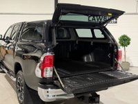 USED 2016 66 TOYOTA HILUX 2.4 D-4D Invincible X Pickup Double Cab 4dr Diesel Auto 4WD Euro 6 (TSS) (150 ps) 