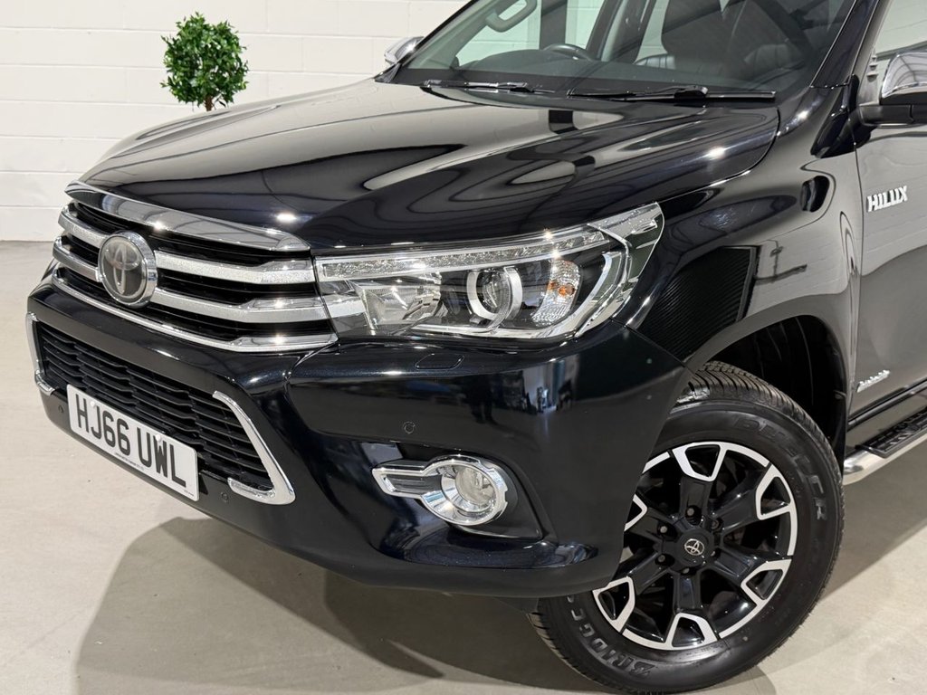 USED 2016 66 TOYOTA HILUX 2.4 D-4D Invincible X Pickup Double Cab 4dr Diesel Auto 4WD Euro 6 (TSS) (150 ps) 
