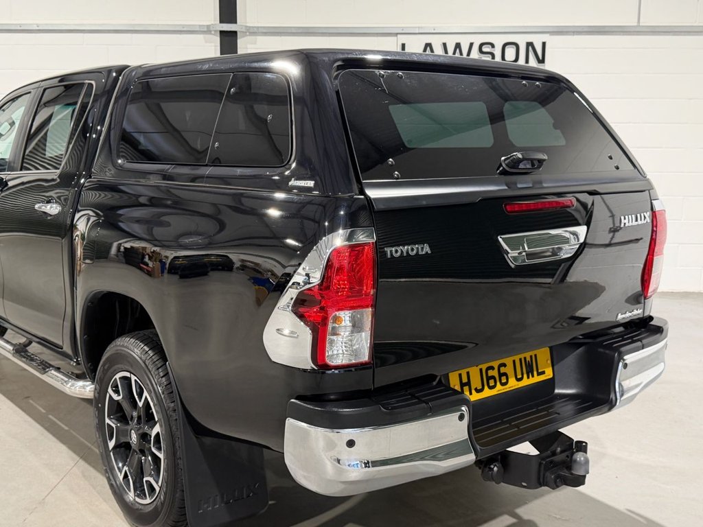 USED 2016 66 TOYOTA HILUX 2.4 D-4D Invincible X Pickup Double Cab 4dr Diesel Auto 4WD Euro 6 (TSS) (150 ps) 