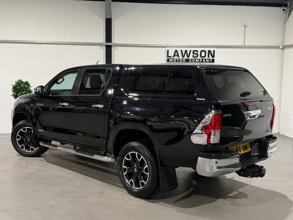 USED 2016 66 TOYOTA HILUX 2.4 D-4D Invincible X Pickup Double Cab 4dr Diesel Auto 4WD Euro 6 (TSS) (150 ps) 