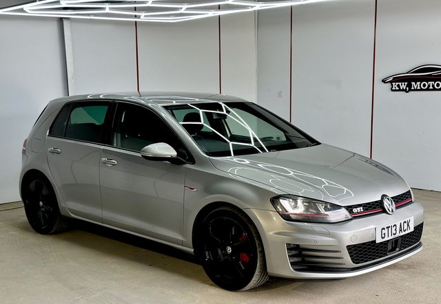 2013 VOLKSWAGEN GOLF