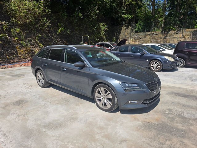View our SKODA SUPERB