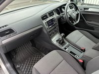 USED 2013 63 VOLKSWAGEN GOLF 1.6 TDI BlueMotion Tech S Hatchback 5dr Diesel Manual Euro 5 (s/s) (105 ps) 