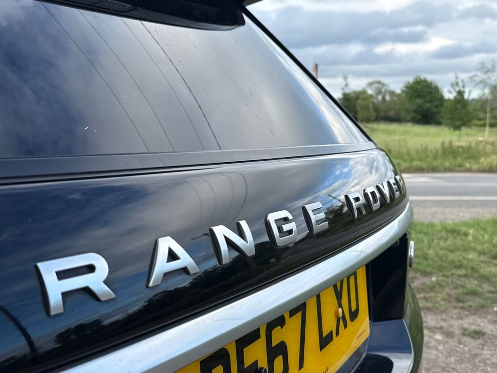 USED 2017 67 LAND ROVER RANGE ROVER SPORT 3.0 SD V6 HSE SUV 5dr Diesel Auto 4WD Euro 6 (s/s) (306 ps) FULL JLR HISTORY|SLIDING ROOF
