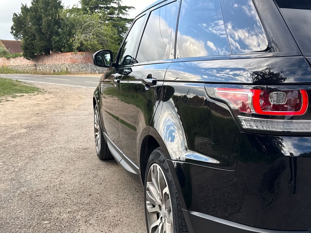 USED 2017 67 LAND ROVER RANGE ROVER SPORT 3.0 SD V6 HSE SUV 5dr Diesel Auto 4WD Euro 6 (s/s) (306 ps) FULL JLR HISTORY|SLIDING ROOF