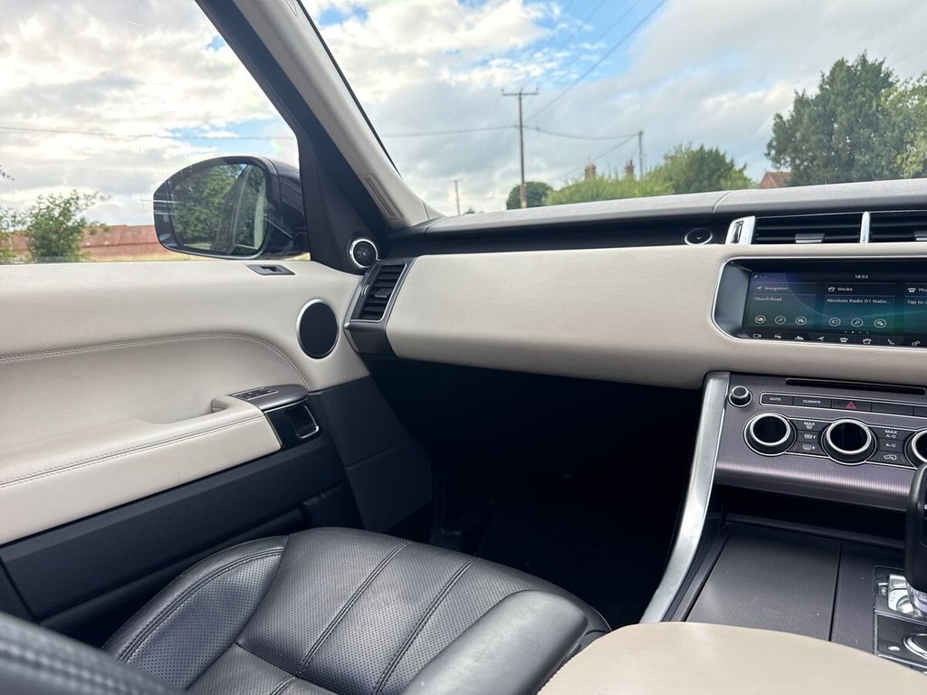 USED 2017 67 LAND ROVER RANGE ROVER SPORT 3.0 SD V6 HSE SUV 5dr Diesel Auto 4WD Euro 6 (s/s) (306 ps) FULL JLR HISTORY|SLIDING ROOF