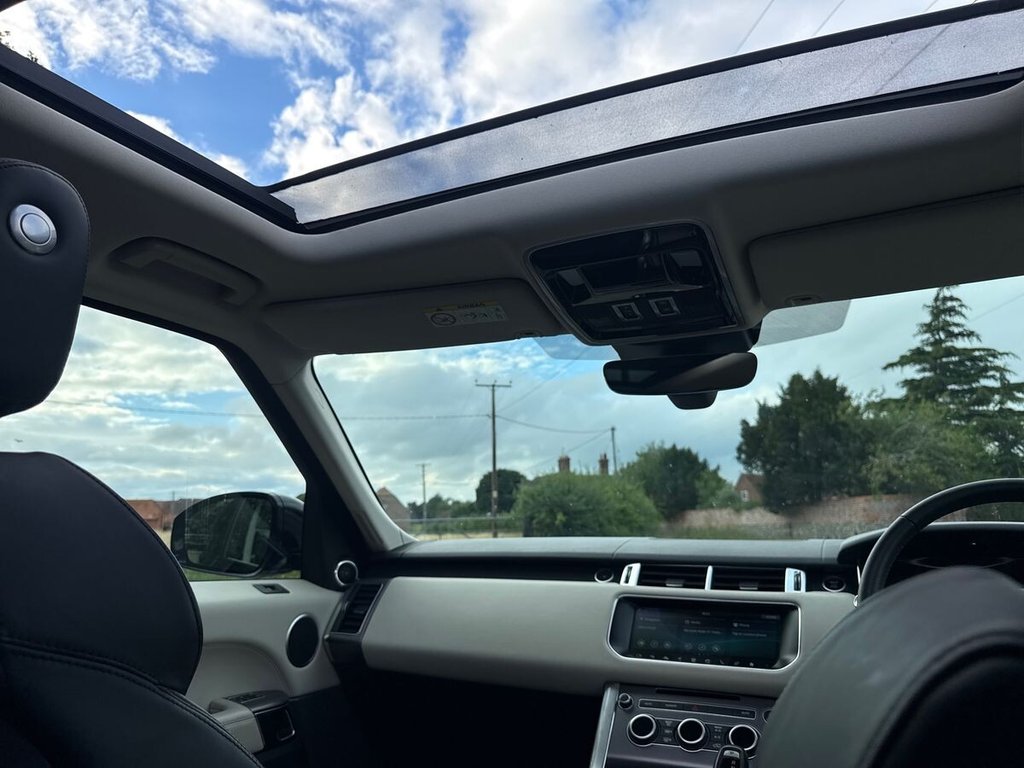 USED 2017 67 LAND ROVER RANGE ROVER SPORT 3.0 SD V6 HSE SUV 5dr Diesel Auto 4WD Euro 6 (s/s) (306 ps) FULL JLR HISTORY|SLIDING ROOF