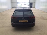 USED 2022 72 VOLKSWAGEN GOLF 2.0 TDI Life Estate 5dr Diesel DSG Euro 6 (s/s) (115 ps) 