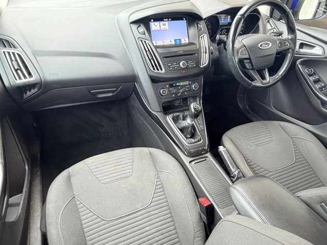 View our FORD FOCUS