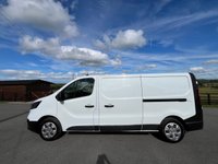USED 2022 72 RENAULT TRAFIC 110 2.0 dCi Blue LL30 Business L2 H1 Euro 6 53k +vat 