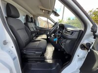 USED 2022 72 RENAULT TRAFIC 110 2.0 dCi Blue LL30 Business L2 H1 Euro 6 53k +vat 