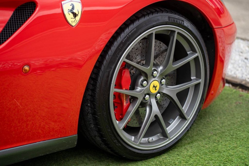 USED 2007 57 FERRARI 599 GTB FIORANO V12 5999 cc Automatic