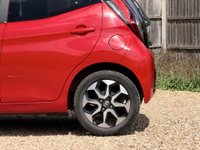USED 2018 68 TOYOTA AYGO 1.0 Aygo X-Plore VVT-i 5dr Sat Nav Parking Camera